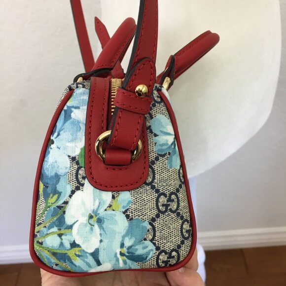 GUCCI-Mini GG Supreme Blooms Print Bag Crossbody NWT 100% Authentic - Picture 5 of 16